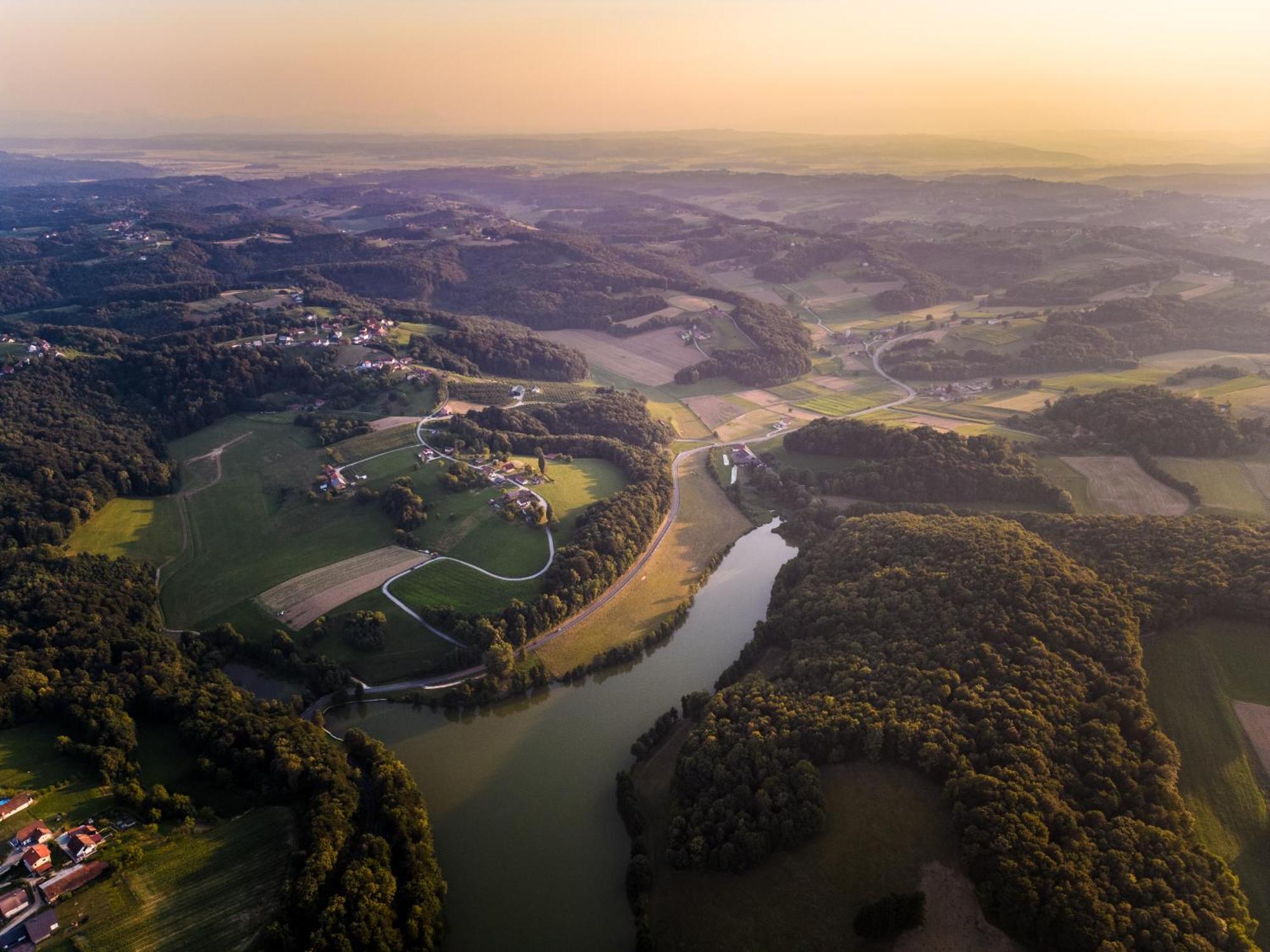 Falkensteiner Premium Camping Lake Blagus Sveti Jurij ob Scavnici 外观 照片